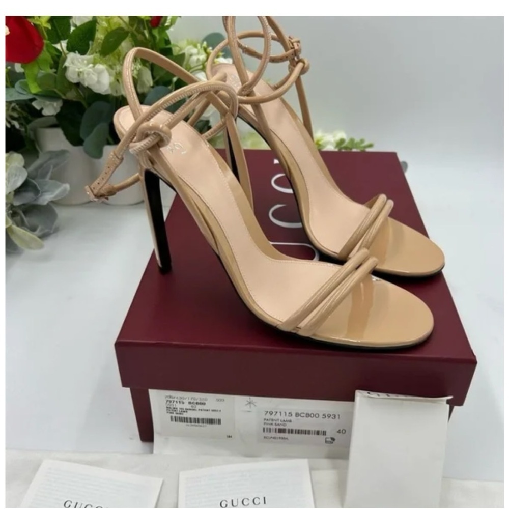 Gucci, patent leather nude strappy sandals size 40 made in Italy - Picture 3 of 5